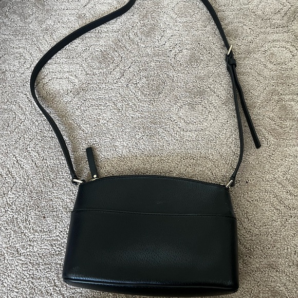 🖤KATE SPADE BLACK SHOULDER BAG🖤 - Picture 2 of 4
